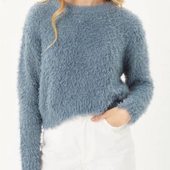 Love Tree Blue Fuzzy Crop Top - Picture 1 of 5